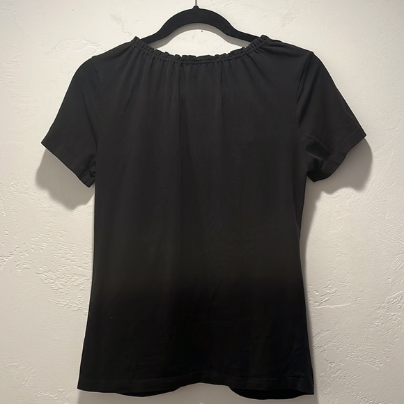 Vintage Theory Women’s Black V-Neck shorts ruffled front Fitted women’s Large - Picture 8 of 8